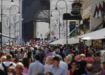 Mass Tourism Has Develop into a World Downside