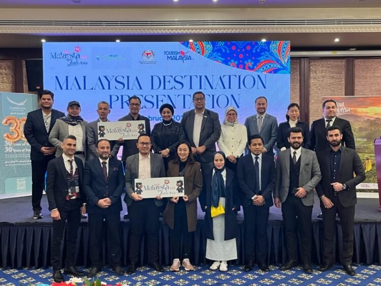 Tourism Malaysia makes its mark on the Tehran World Tourism Exhibition