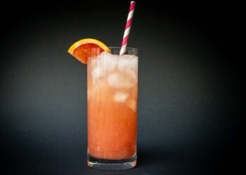 Greyhound: Glorious 2-Factor Cocktail