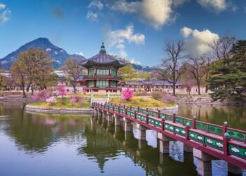 EaseMyTrip indicators MoU with Korea Tourism Group