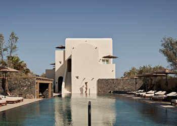 AMPR international purchasers in Greece earn MICHELIN Keys