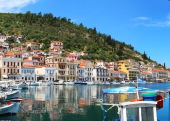 Visiting Greece: Excellent Issues To Know and Commonplace Words