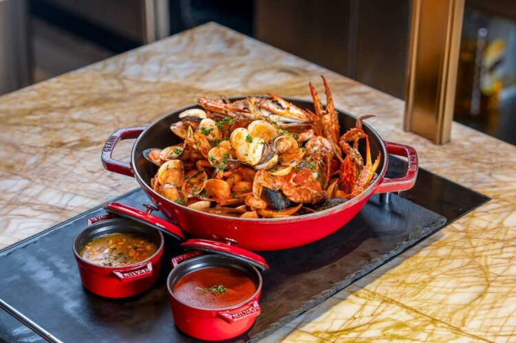 Solaire Lodge North invitations visitors to hop into an Easter extravaganza