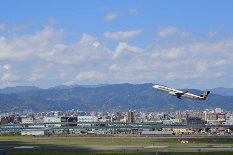 Singapore Airways companions with OpenAI