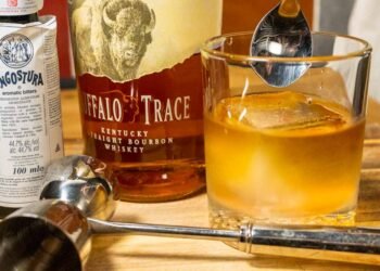 Previous Shaped: Vintage But Trendy Cocktail