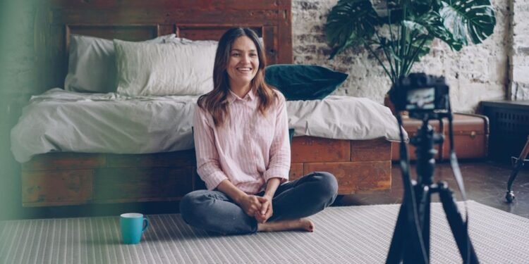 How content material creators lend a hand shuttle manufacturers recruit new hires