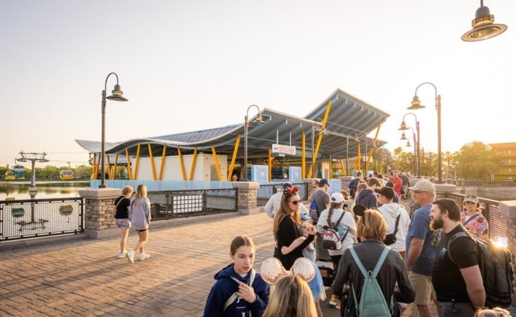 Skyliner Caution for Rope Shedding Disney’s Hollywood Studios or EPCOT