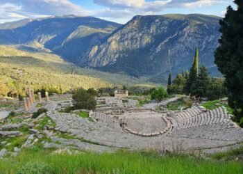 How one can Consult with the Ruins of Delphi in Greece