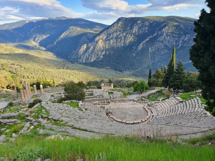 How one can Consult with the Ruins of Delphi in Greece