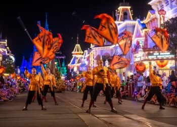 Reserving Dates Published for Pirates of Caribbean Bar in Magic Kingdom, However No Opening Date