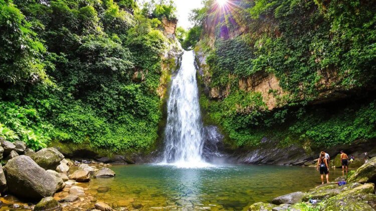 Waterfalls & Tradition in Cavalcante in Chapada dos Veadeiros, Brazil