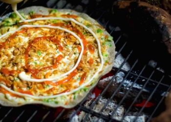 Observe Locals for the Easiest Meals