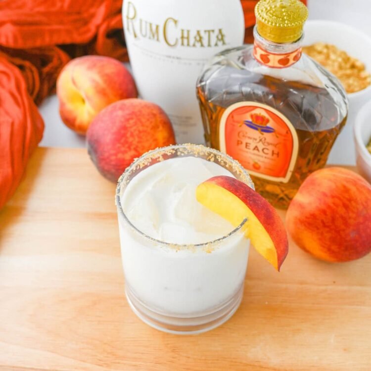 Peach Cobbler Cocktail – Meals A laugh & Far off Puts