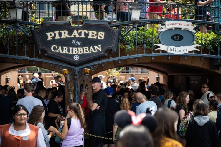 Information to Lightning Lane Multi Move at Disneyland & California Journey