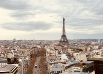 In search of a Distinctive Paris Excursion? E book One in all Those 8 Superb Choices