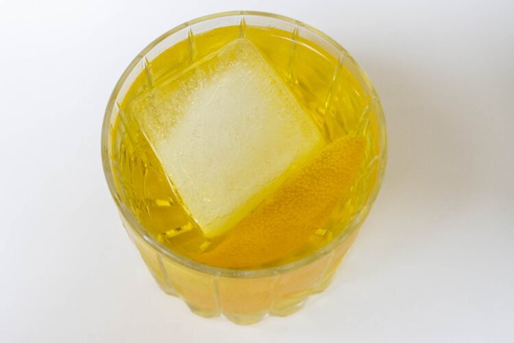 White Negroni – A French Twist on Italy’s Vintage Cocktail