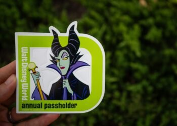 Unfastened Reward Card for Disney International AP Acquire!