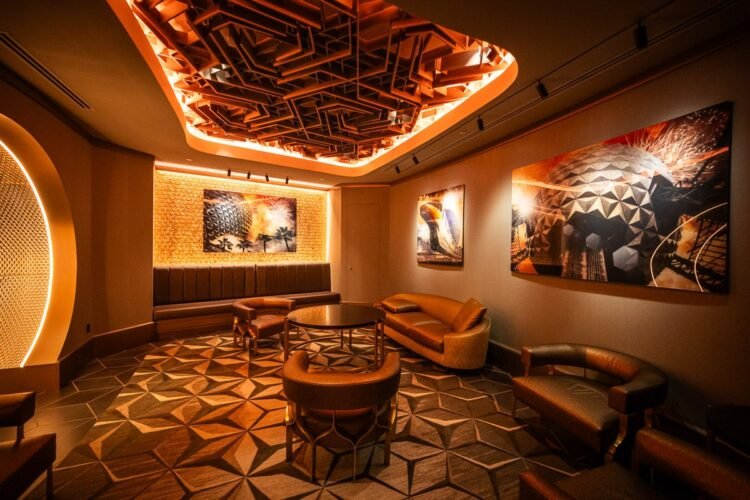 25 Best possible Bars & Lounges at Disney International in 2025