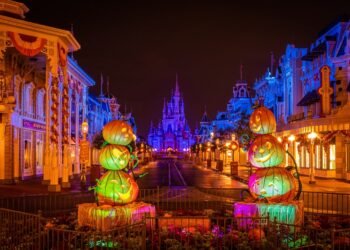 Information to Halloween 2025 at Disney International