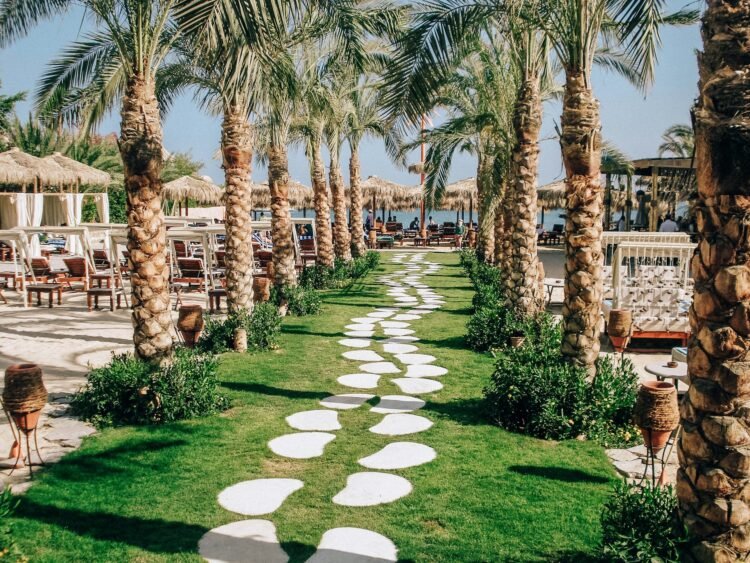Discover the Lavish and Romantic Purple Sea Get away: The Hurghada For {Couples}