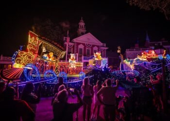 Disney Global Drops Starlight Reservation Rule & Lifts Blockouts for Magic Kingdom