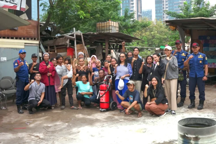 Archipelago holds fireplace protection coaching in Kampung Gasong