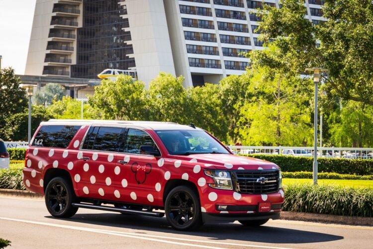 Disney Global Expands Minnie Van Airport Provider