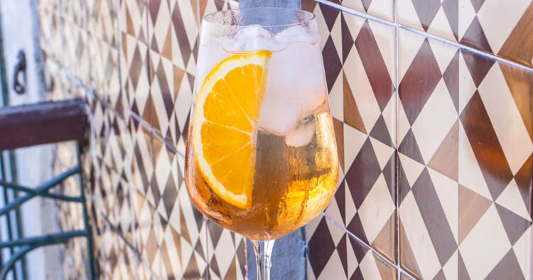 Portuguese Spritz: Delightfully Refreshing