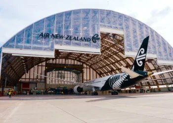 Air New Zealand unveils Hangar 4