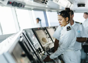 Ponant Explorations Staff helps up and coming Australian seafarers