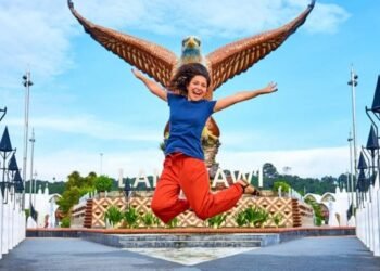 Southeast Asia’s Tourism: Malaysia Emerging, Thailand Dealing with Issues