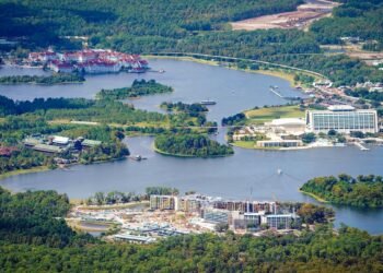 Lazy River Showed for Disney’s Lakeshore Hotel
