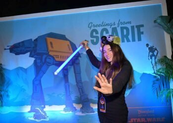 Is Big name Wars Land’s $250+ Lightsaber Value It?