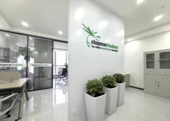 Chapman Freeborn hurries up enlargement into China