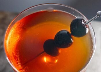 Vintage Big apple Cocktail