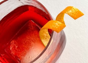 Make Your Negroni Sparkle with Prosecco