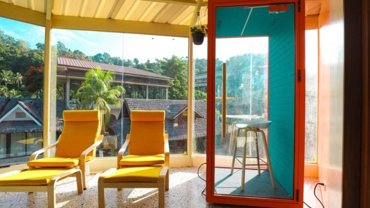 Why Each Virtual Nomad Loves Operating in El Nido, Palawan