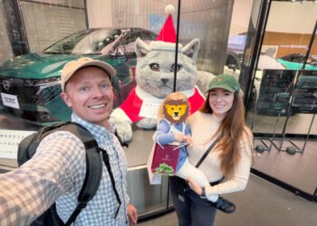 Glad Vacation Season from the Brickers to You!