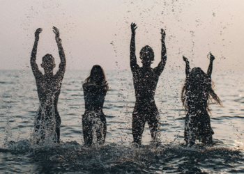 Why vacationers are ‘defecting’ from a most popular airline, resort or OTA