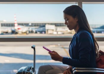 Kayak rolls out AI Mode for journey seek