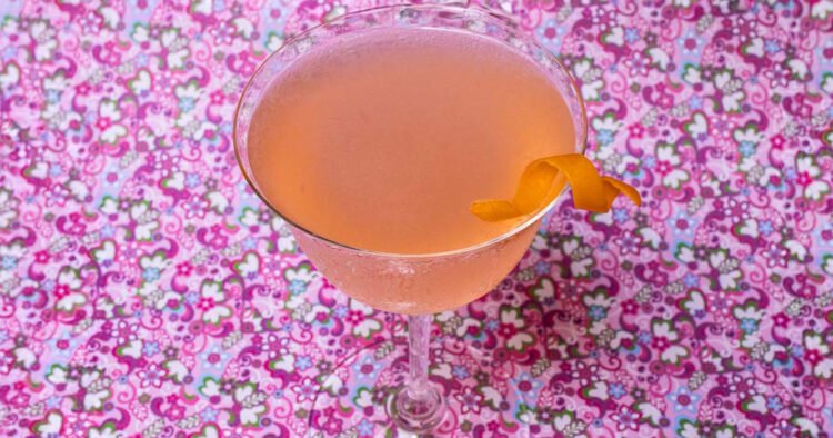 French Blonde – Flirty, Floral & A laugh to Sip