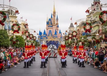 We Noticed ABC’s Christmas Parade Filmed at Disney Global