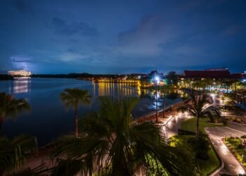 Dealer Sam’s Begins Opening Early at Disney International