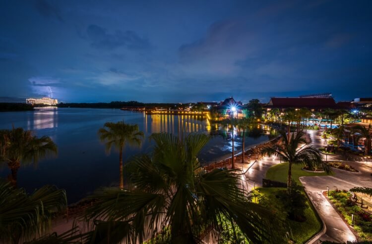 Dealer Sam’s Begins Opening Early at Disney International