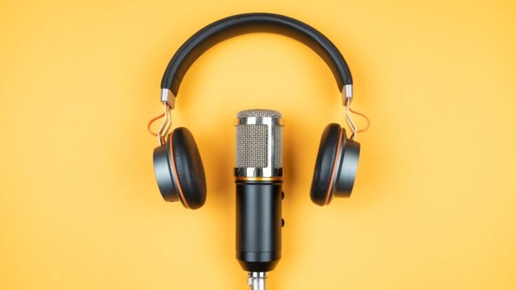 15 Perfect Podcasts for Freelancers (Plus 2 of My Most sensible Selections!)