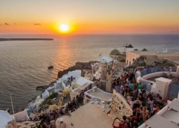 Santorini: Paradise Vacation spot Killed through Overtourism