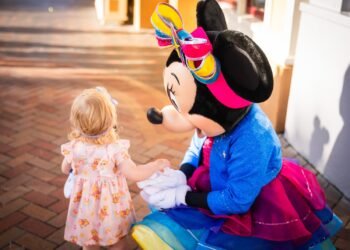 3 New Disneyland Lodge Room & Price tag Offers for Summer season 2026!