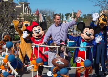 Disney Internet hosting 24-Hour ‘Handoff’ Match Finishing with Tremendous Bowl Parade at Disneyland!