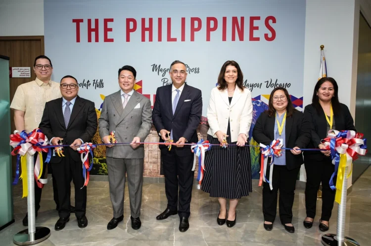 Philippine officers and VFS World release contract verification services and products in Dubai