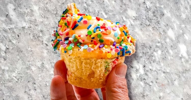 30 Impossible to resist American Truffles (Muffins, Pies, Cookies and Different Candy Treats)